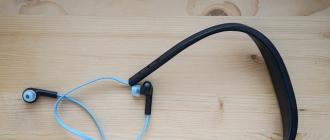 Pregled stereo slušalk Jabra Halo Smart: Dolgoživo Bluetooth Jabra halo pametno glasovno ime stika